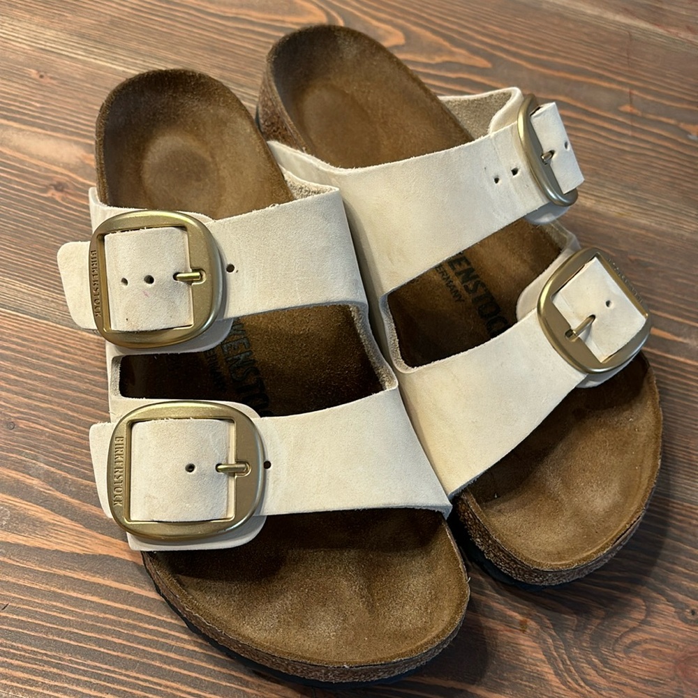 BIRKENSTOCK Arizona Big Buckle Slide Sandal - Natural Leather Patent -size 36